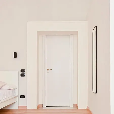 174 Urban Stay Bed & Breakfast 4*